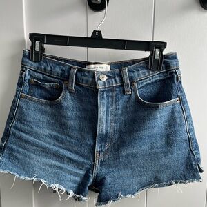 Abercrombie & Fitch the mom short high rise